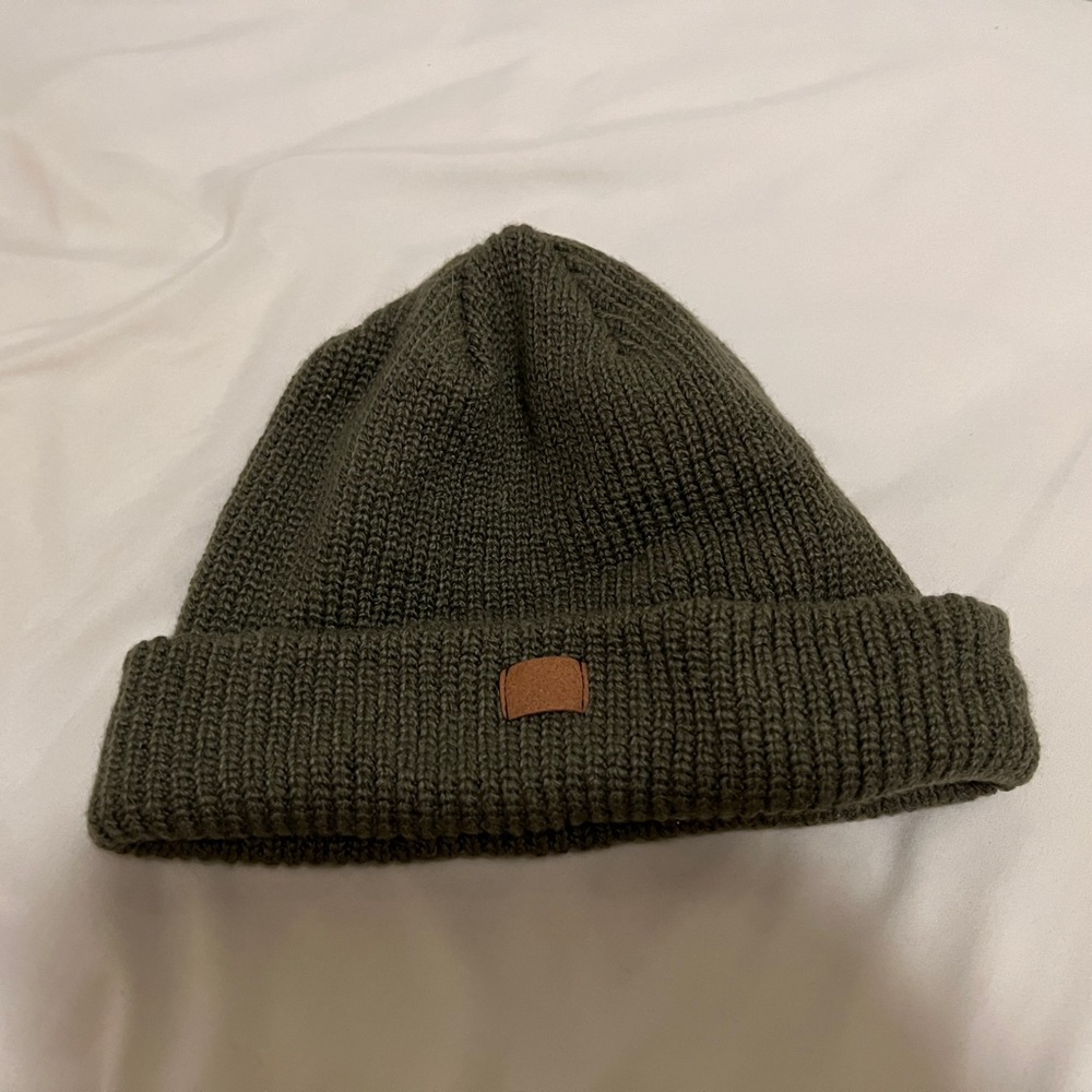 Green beanie